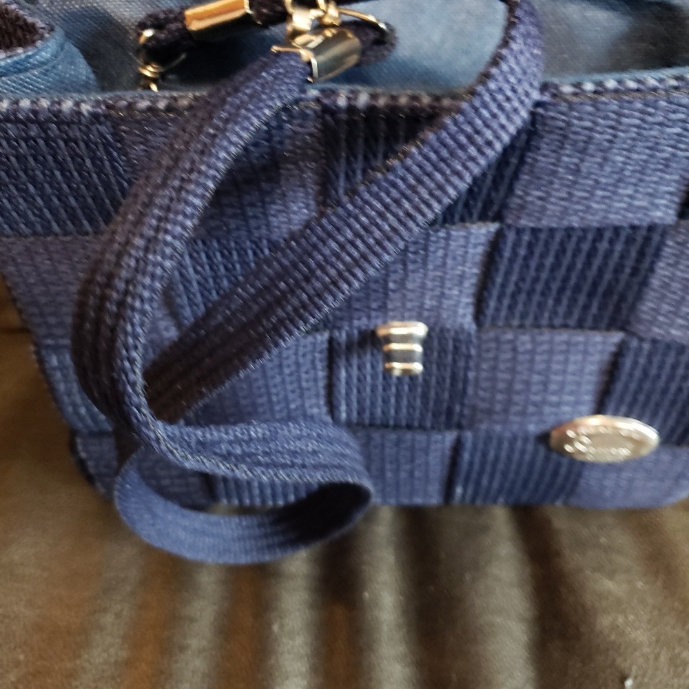 purse - Picture 3 of 3
